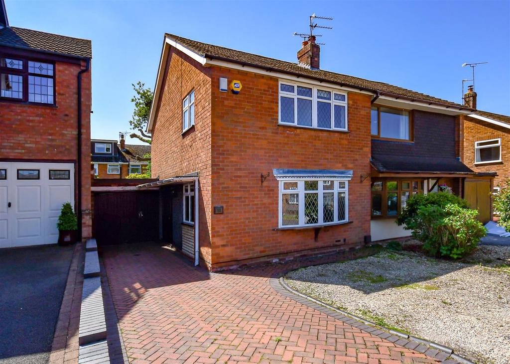 12 Calvin Close-Front.jpg