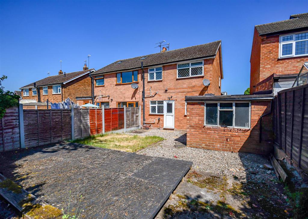 12 Calvin Close-External (2).jpg
