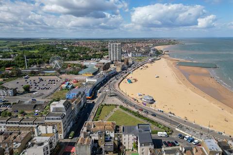 undefined, Flat 2, 12 Marine Gdns, Margate