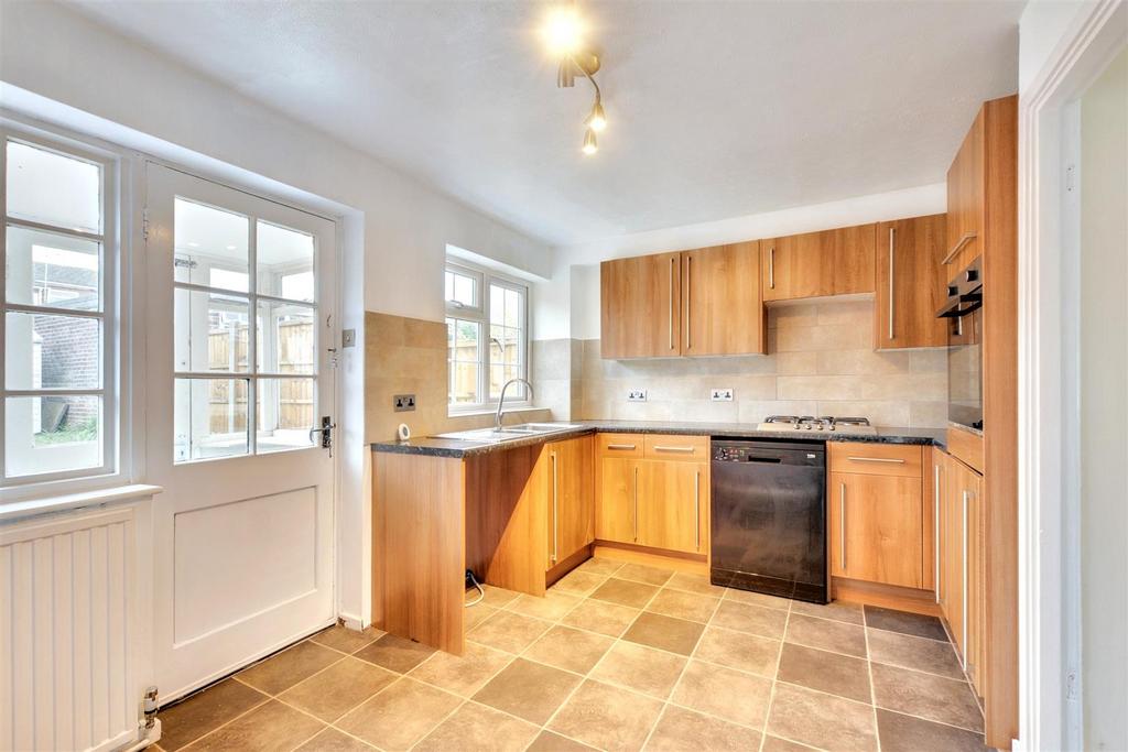 Kitchen 3.jpeg