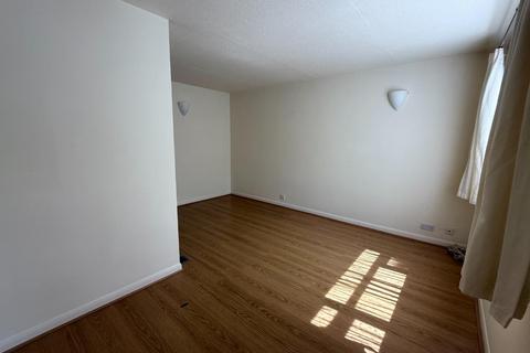1 bedroom ground floor flat for sale, Westfield Park, Pinner