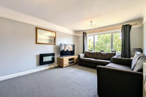 2 bedroom maisonette for sale, Avlon Court, Bordon GU35