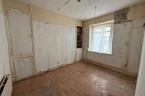3 bedroom terraced house for sale, Neath Road, Neath SA11
