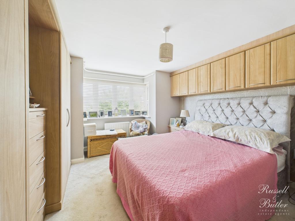 Cam02127 g0 pr0296 still013