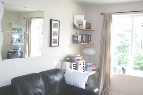 1 bedroom flat to rent, Kendal Bank, Hyde Park, Leeds