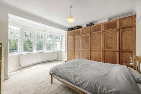 undefined, Cleveland Road, London W13