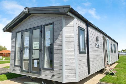 2 bedroom park home for sale, Rivulet Leisure Park, Low Road, Croft, Skegness, Lincolnshire, PE24