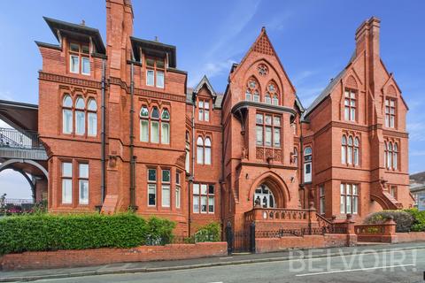 1 bedroom flat for sale, Kingsland Bridge Mansions, Murivance, Town Centre, Shrewsbury, SY1