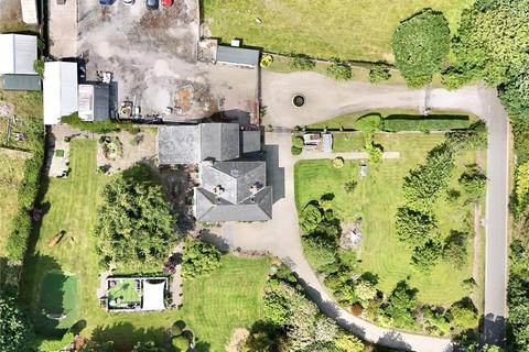 undefined, Heath Lane, Childer Thornton, Ellesmere Port, Cheshire, CH66