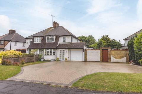328 The Parkway, Iver, SL0 0RL