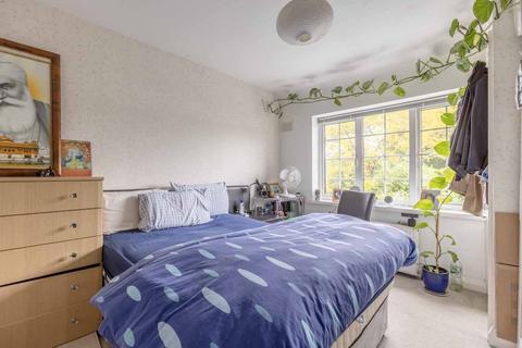 328 The Parkway, Iver, SL0 0RL