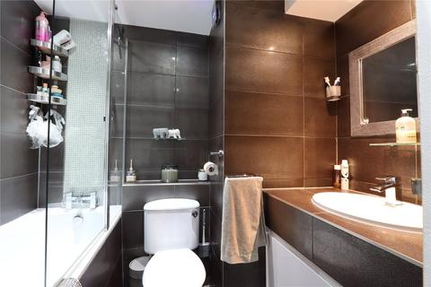 3 bedroom apartment for sale, Garden Royal, Putney SW15