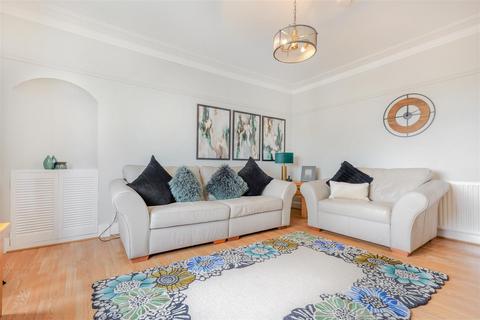 119 Campbell Street, Wishaw, ML2 8HY