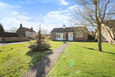 2 bedroom bungalow for sale, Church Street, Scothern, Lincoln, Lincolnshire, LN2