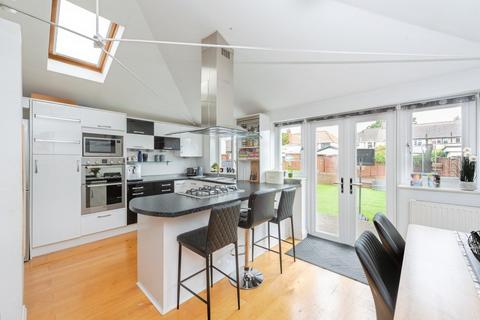 13 Crane Way, Twickenham, TW2 7NH