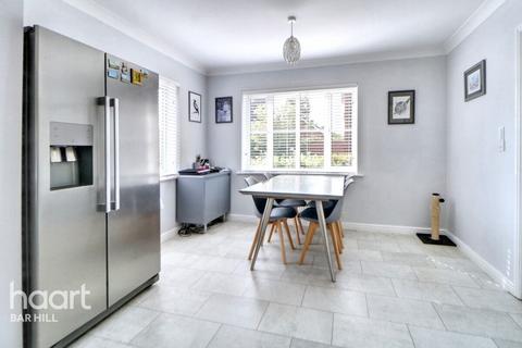 6 bedroom detached house for sale, Clare Drive Highfields Caldecote