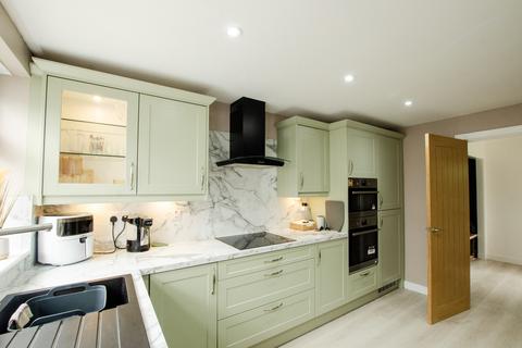 3 bedroom detached bungalow for sale, 24 Bosvenna View, Bodmin, Cornwall, PL31