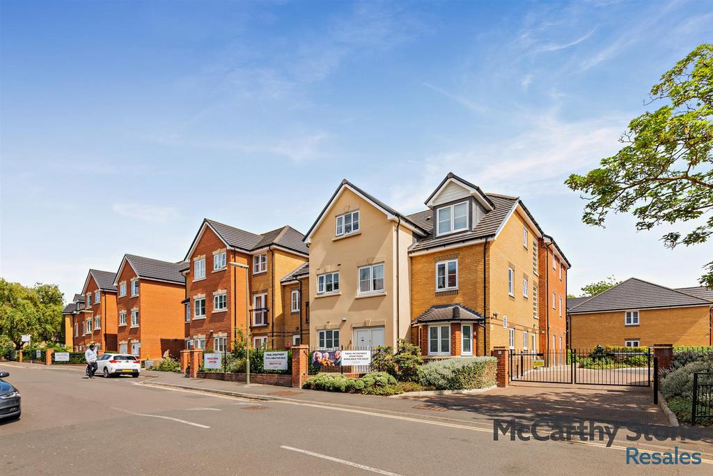 8646452-exterior08-800.jpg