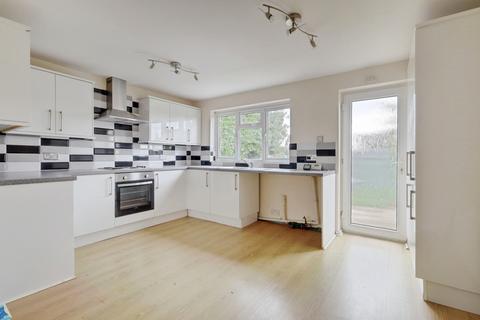 3 bedroom semi-detached house for sale, Villa Road, Benfleet, SS7