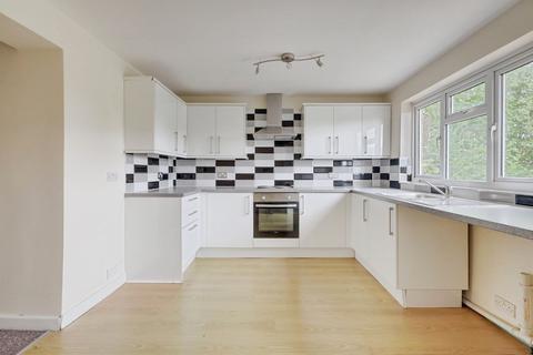 3 bedroom semi-detached house for sale, Villa Road, Benfleet, SS7