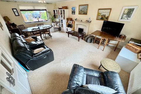 40a Dalry Road, Beith, KA15 1BA