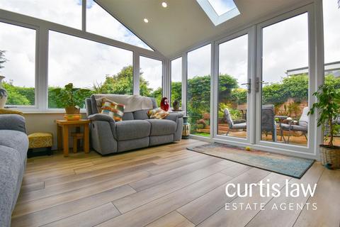 11 Durham Road, Wilpshire, Blackburn, BB1 9LR