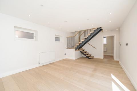 3 bedroom detached house to rent, Akenside Road, Hampstead, London, NW3