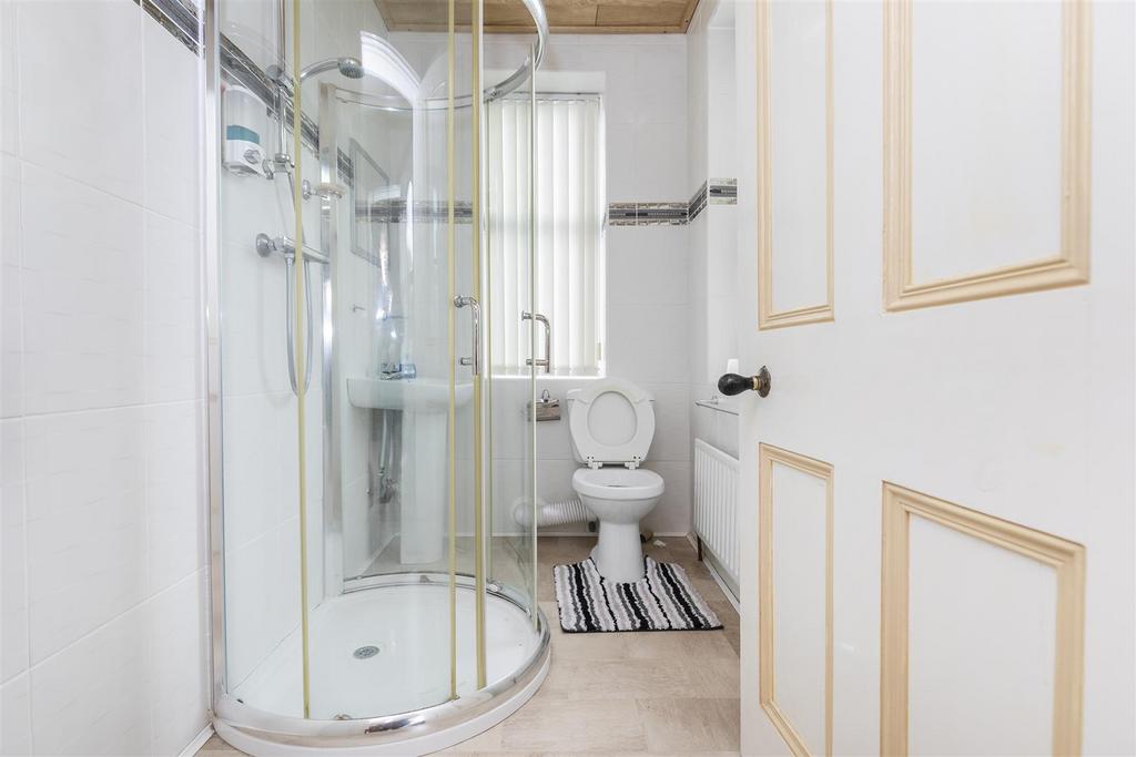 En Suite Shower Room