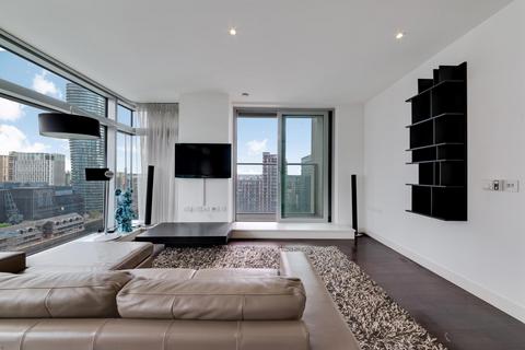 Pan Peninsula Square, London, E14