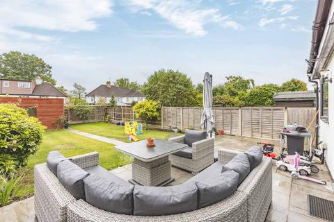 285 Longstone Road, Iver, SL0 0RN