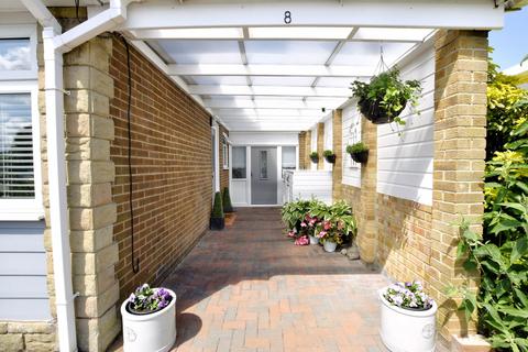 8 Burnside Close, Whickham, Newcastle Upon Tyne, NE16 5QL