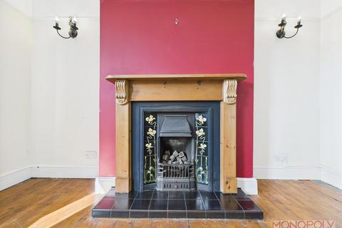 98 Chester Road, Gresford, Wrexham, LL12 8PA
