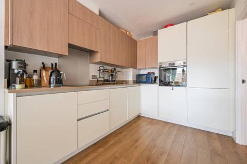 2 bedroom flat for sale, Grattan Court, LONDON E3