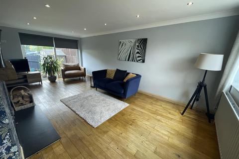 4 bedroom semi-detached house for sale, Heathmeads, Pelton, Chester Le Street