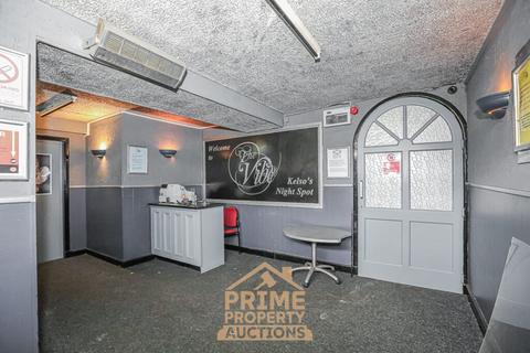 Bar and nightclub for sale, Vault Square, Kelso TD5