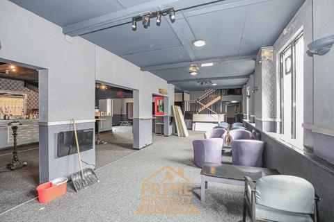Bar and nightclub for sale, Vault Square, Kelso TD5