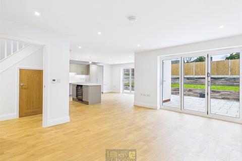 4 bedroom detached house for sale, Mascalls Lane, Great Warley, Brentwood, Essex, CM14