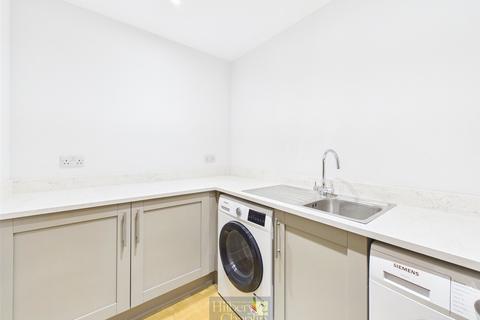 4 bedroom detached house for sale, Mascalls Lane, Great Warley, Brentwood, Essex, CM14