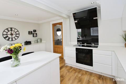3 Armour Square, Johnstone, PA5 8AD