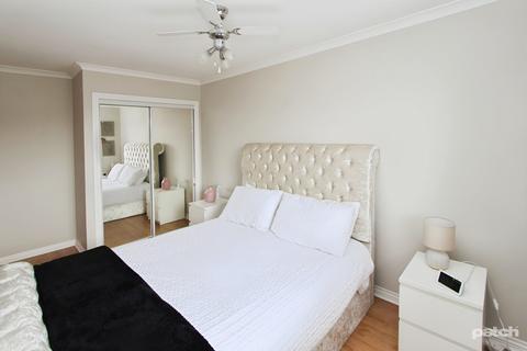 3 Armour Square, Johnstone, PA5 8AD