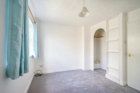 2 bedroom semi-detached house to rent, Bowling Green Croft, York YO31