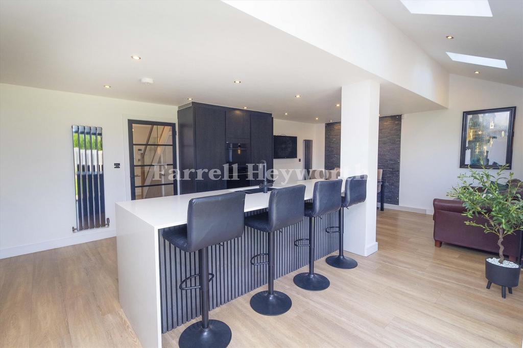 Open Plan Living 3