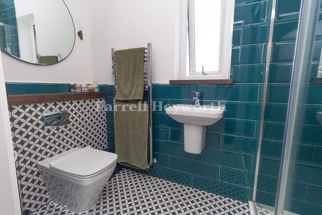 Bedroom 1 En Suite
