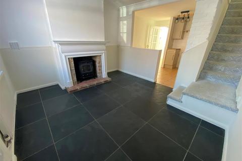 3 bedroom semi-detached house for sale, Battle Road, Hailsham