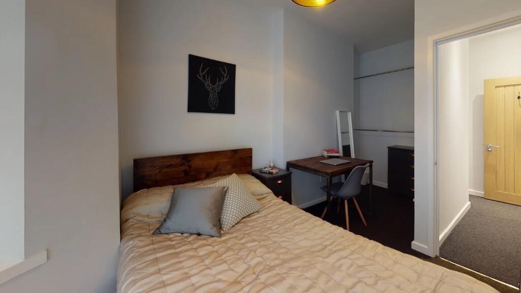 Cozy and well-maintained single bedroom featuri...