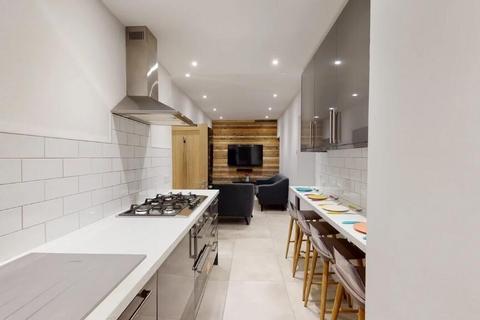4 bedroom house to rent, Cotham Gardens, Bristol BS6
