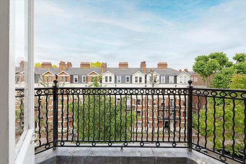 3 bedroom flat for sale, Wymering Mansions, Wymering Road, Maida Vale W9