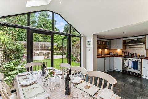 3 bedroom terraced house for sale, Eversleigh Road, SW11