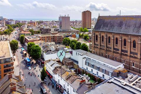 5 bedroom house for sale, London Road, Brighton