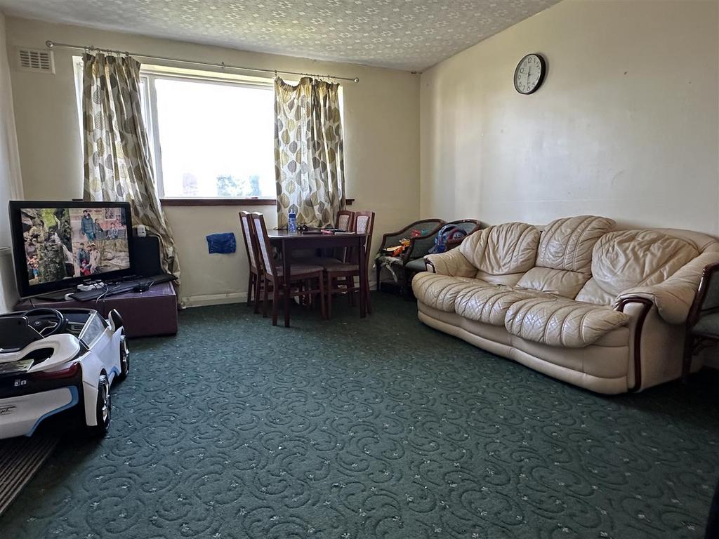 Lounge Dining Room
